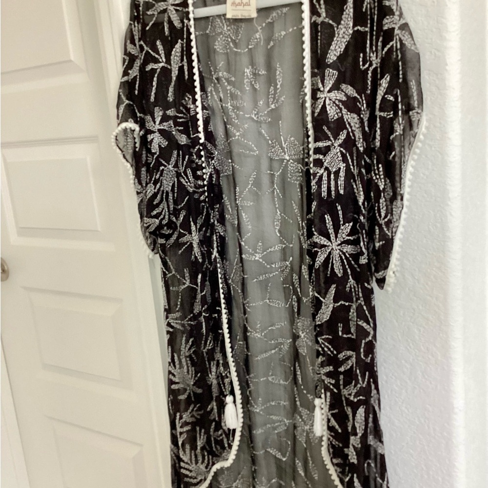 Meena Mahal Poetic Sheer Kimono